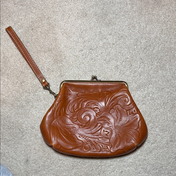 Patricia Nash Handbags - Patricia Nash Tan Embossed Wristlet